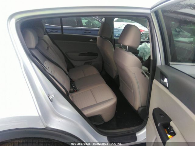 KNDPMCAC5K7496047 KIA Sportage Lx