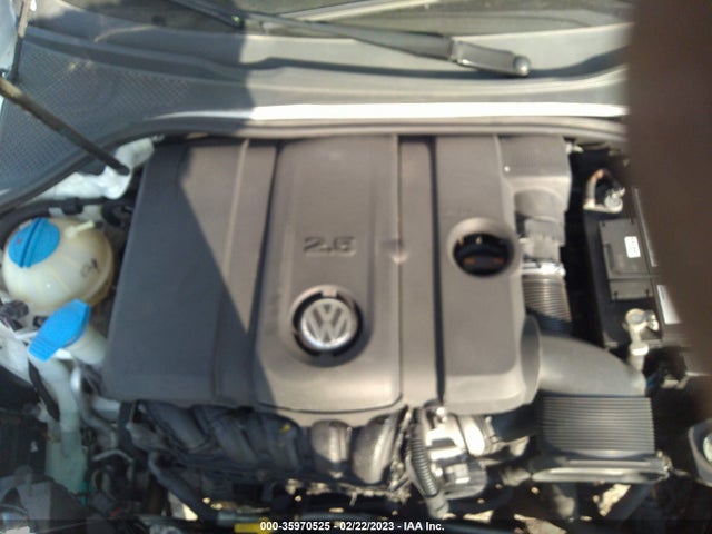 1VWAP7A31EC010928 Volkswagen PASSAT S