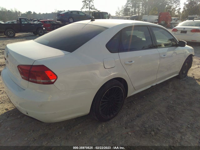 1VWAP7A31EC010928 Volkswagen PASSAT S