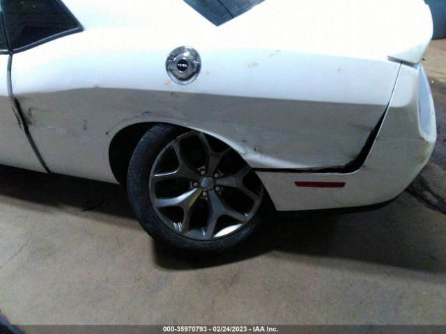 2C3CDZBG8FH758418 Dodge Challenger Sxt Plus