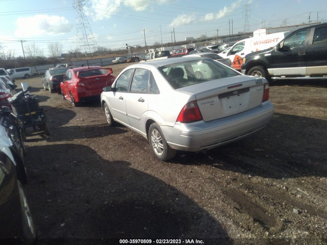 2005 FORD FOCUS S/SE/SES VIN: 1FAFP34N25W229366