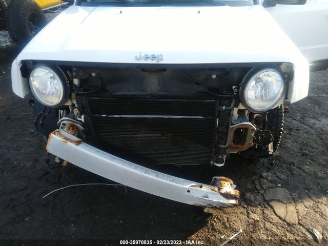 2015 JEEP PATRIOT LATITUDE VIN: 1C4NJRFB5FD365162