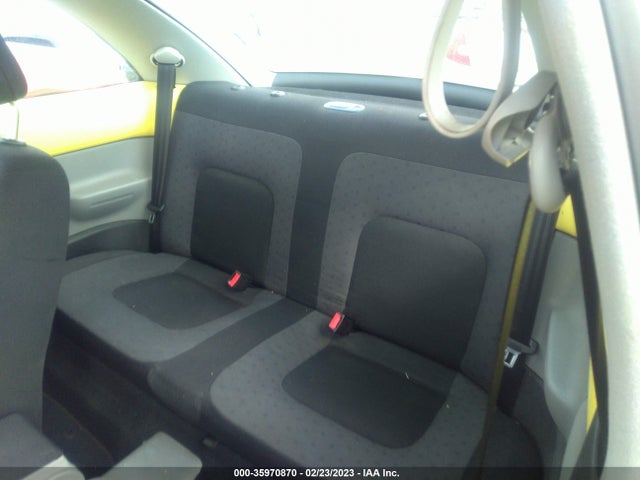 Volkswagen New Beetle 2000 3VWCC21C7YM487907 Image 9