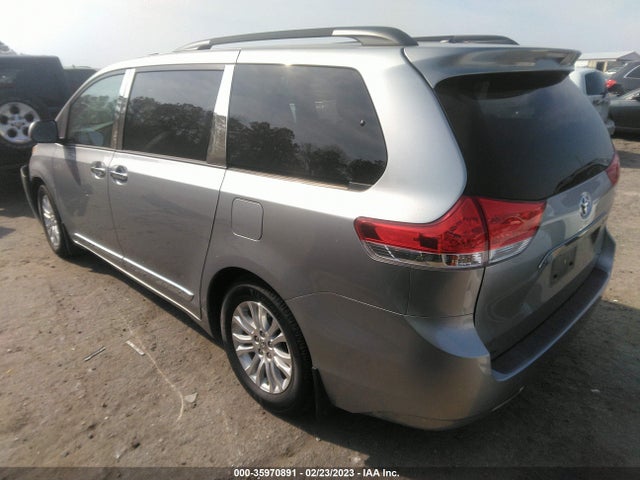 Toyota Sienna 2013 5TDYK3DC6DS385182 Image 5