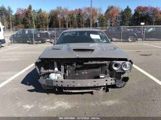 2C3CDZFJ3KH677049 Dodge Challenger R/t Scat Pack