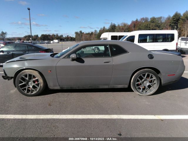 2C3CDZFJ3KH677049 Dodge Challenger R/t Scat Pack