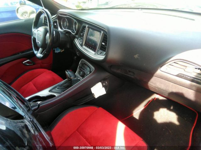 2C3CDZFJ3KH677049 Dodge Challenger R/t Scat Pack