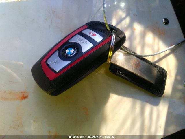 WBA8D9C59HK677953 BMW 3 Series 330i Xdrive