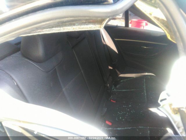 WBA8D9C59HK677953 BMW 3 Series 330i Xdrive