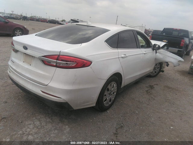 Ford FUSION S 2020 3FA6P0G72LR201014 Image 4