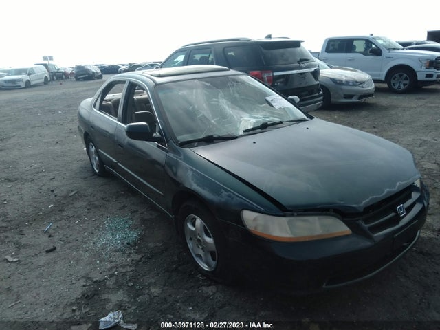 2000 HONDA ACCORD SDN EX W/LEATHER VIN: 1HGCG1655YA041250