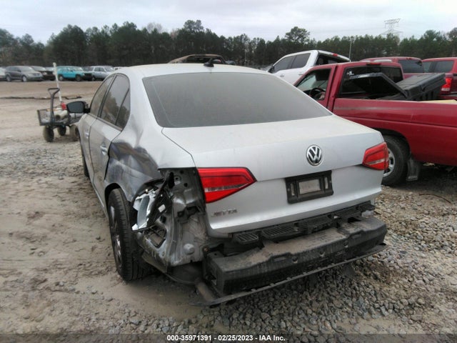 3VW2K7AJXFM209753 Volkswagen Jetta Sedan 2.0l S W/technology