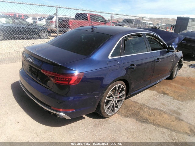 WAUC4AF45JA001400 Audi S4 Prestige