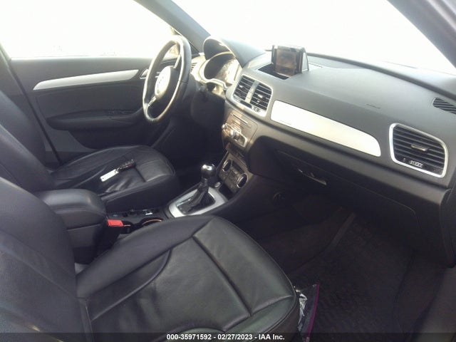 WA1ECCFS8HR007772 Audi Q3 PREMIUM