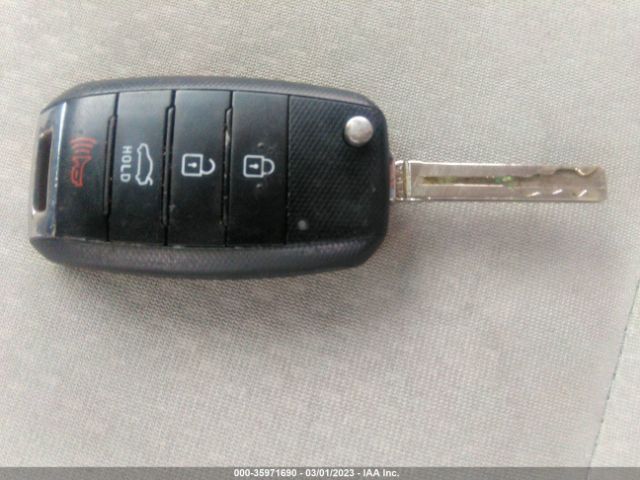 5XXGM4A70FG398338 KIA Optima Lx
