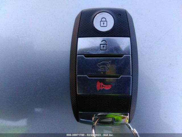 KNDPNCAC7K7508213 KIA Sportage Ex