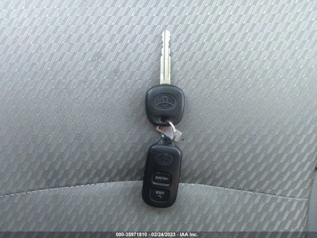 2006 TOYOTA HIGHLANDER HYBRID VIN: JTEDW21AX60012177