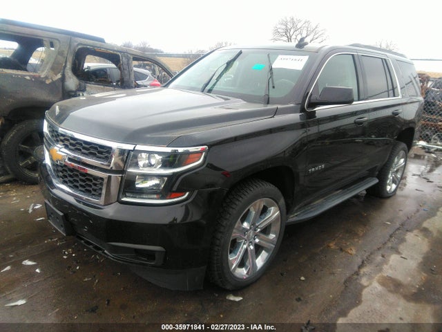 Chevrolet Tahoe Lt 2017 1GNSKBKC4HR180622 Image 2