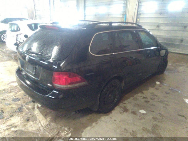3VWTL7AJXAM654276 Volkswagen Jetta Sportwagen Tdi