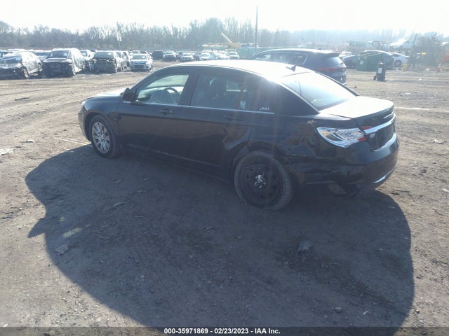 1C3CCBAB0EN143223 Chrysler 200 LX