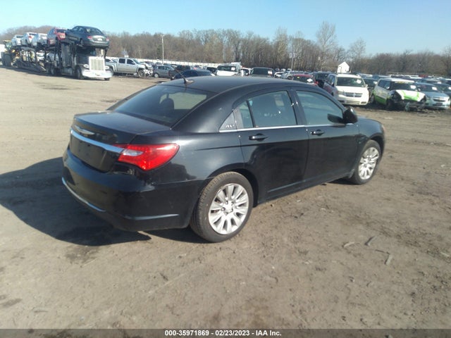 1C3CCBAB0EN143223 Chrysler 200 LX