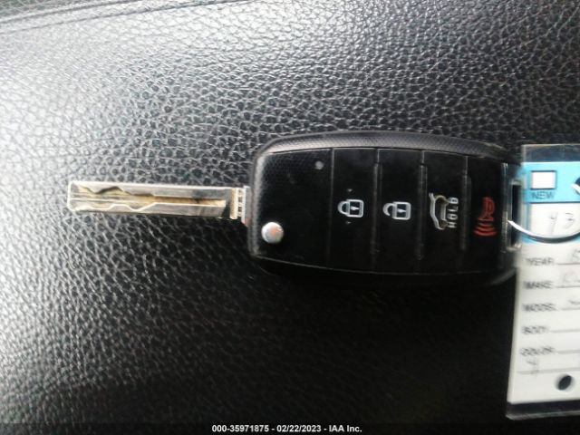 5XYKT4A65FG635065 KIA SORENTO LX