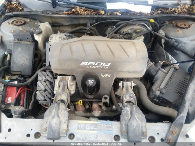 2005 PONTIAC GRAND PRIX VIN: 2G2WP522451223479