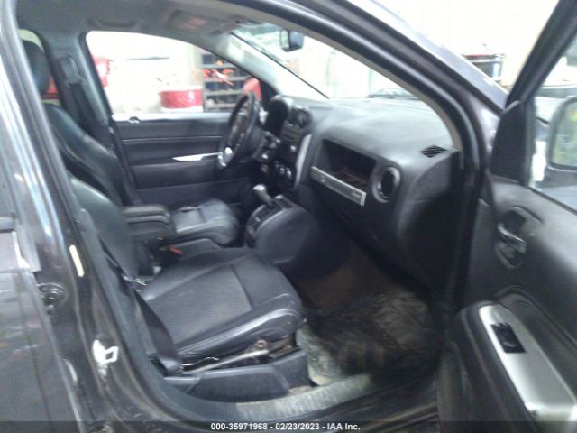 1C4NJDEB5FD258925 Jeep Compass Latitude