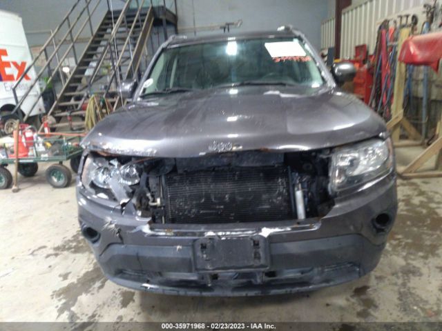 1C4NJDEB5FD258925 Jeep Compass Latitude
