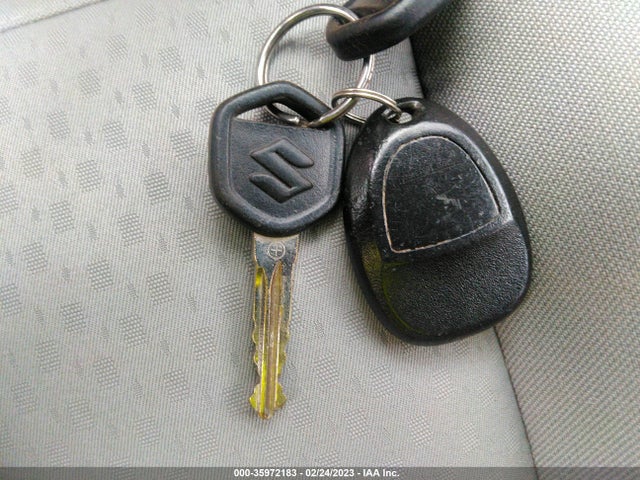 2007 SUZUKI XL7 VIN: 2S3DB217876104077