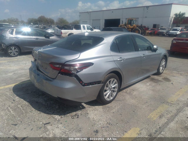 2022 Toyota Camry, VIN: 4T1C11AKXNU658453