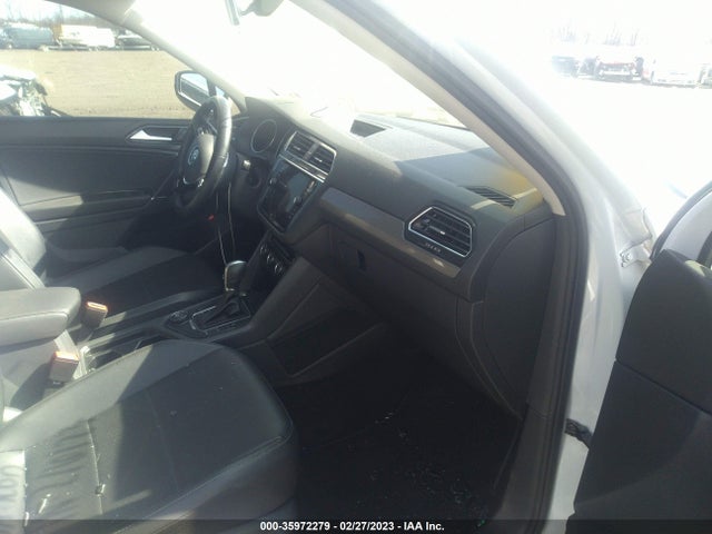 2018 VOLKSWAGEN TIGUAN SEL/SE VIN: 3VV2B7AX1JM162565