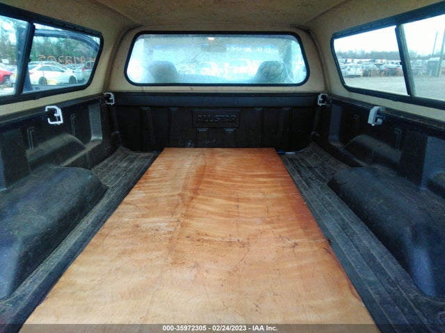 Dodge RAM 1500 2000 1B7HC16Y0YS644370 Image 9