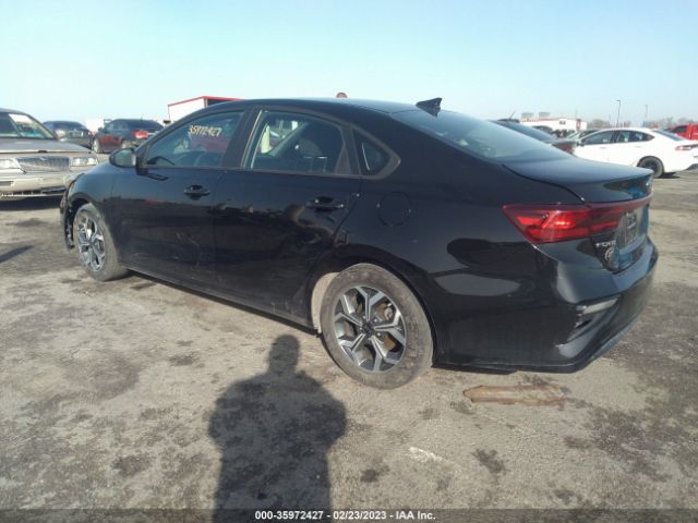 3KPF24ADXME345840 KIA Forte Lxs