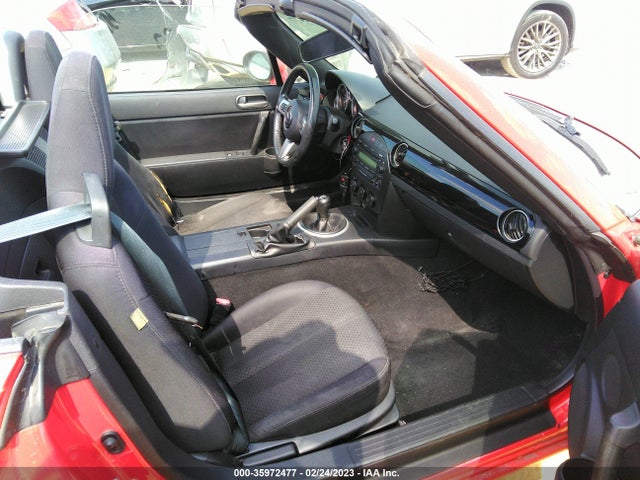 2006 MAZDA MX-5 MIATA TOURING VIN: JM1NC25F260106058