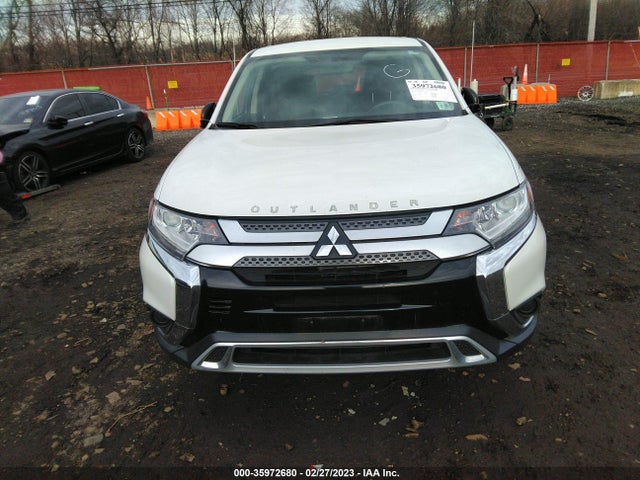 JA4AD2A35LZ045247 Mitsubishi Outlander Es