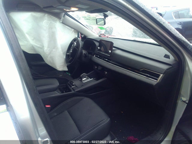 JA4J3TA87NZ020051 Mitsubishi Outlander Es
