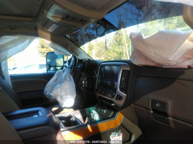 1GT12TEYXJF256384 GMC Sierra 2500hd Slt