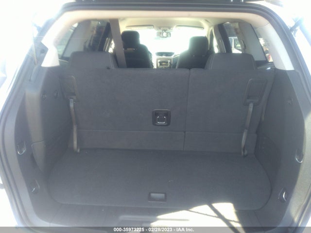 Chevrolet Traverse 2lt 2017 1GNKVHKD0HJ335068 Image 8