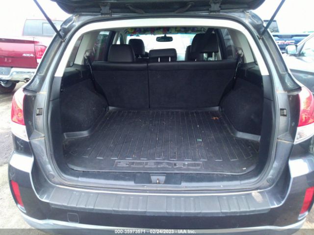 4S4BRCKC9B3357956 Subaru Outback 2.5i Limited Pwr Moon