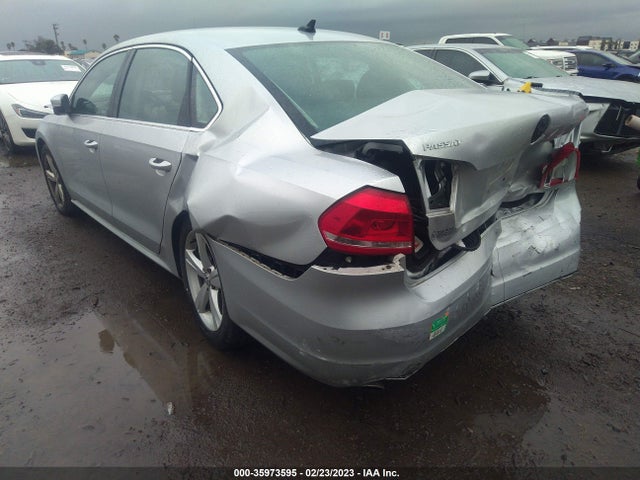 1VWBS7A37EC051471 Volkswagen PASSAT SE