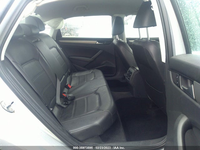 1VWBS7A37EC051471 Volkswagen PASSAT SE