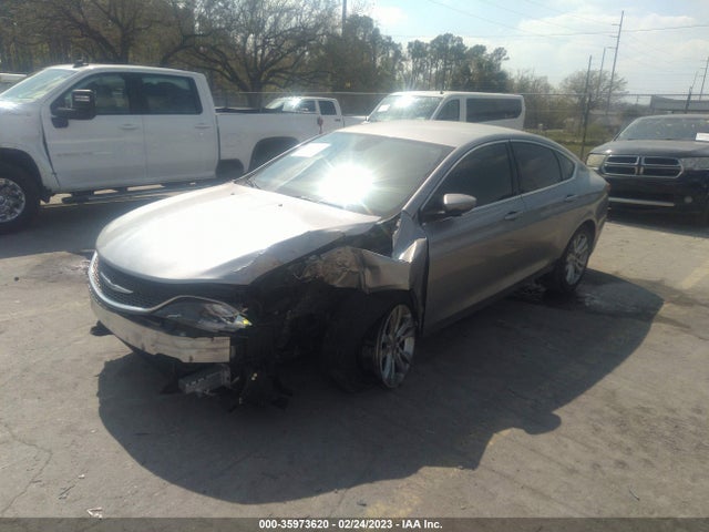 Chrysler 200 Limited 2015 1C3CCCAB8FN628703 Image 2