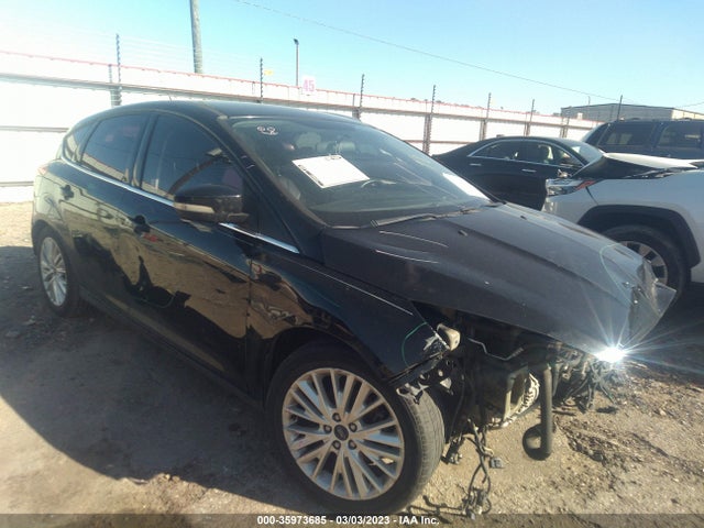 2016 1FADP3N22GL387318 main image