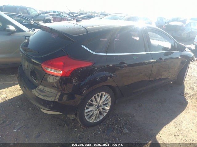 Ford Focus Titanium 2016 1FADP3N22GL387318 Image 4