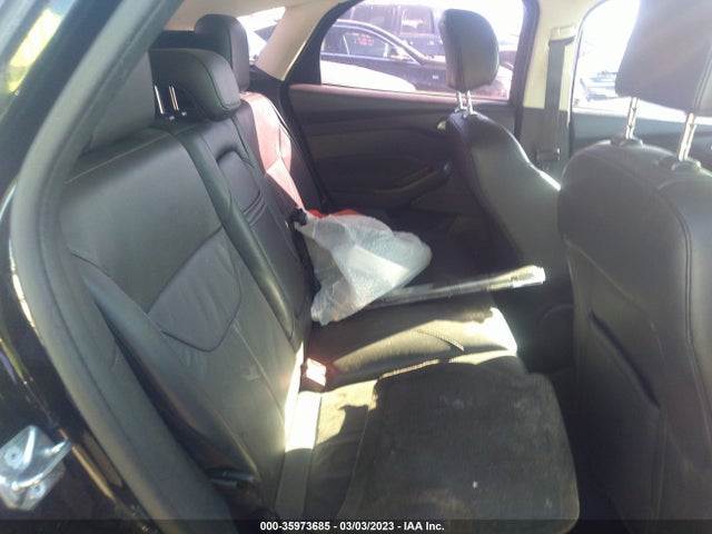 2016 FORD FOCUS TITANIUM VIN: 1FADP3N22GL387318