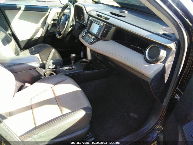 2015 Toyota RAV4, VIN: 2T3DFREV1FW272764