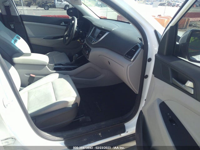 Hyundai TUCSON SEL 2018 KM8J3CA41JU763990 Image 6