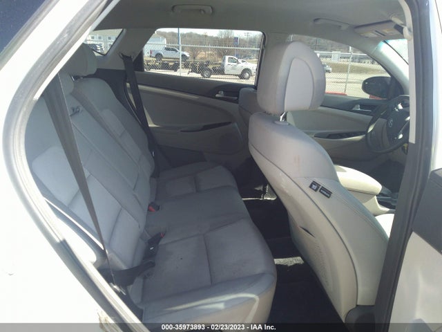 Hyundai TUCSON SEL 2018 KM8J3CA41JU763990 Image 9