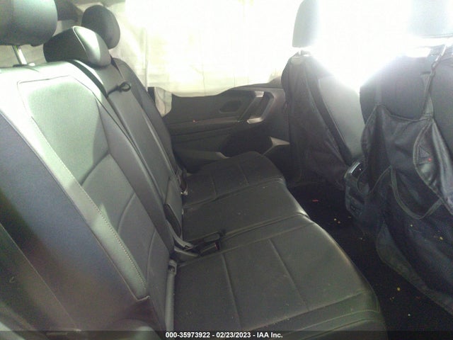 3VV3B7AX7JM073670 Volkswagen Tiguan Sel/se
